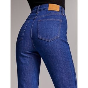 Aritzia Denim Forum “the Anjelica” Jean